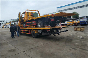 平坝同城汽车补胎